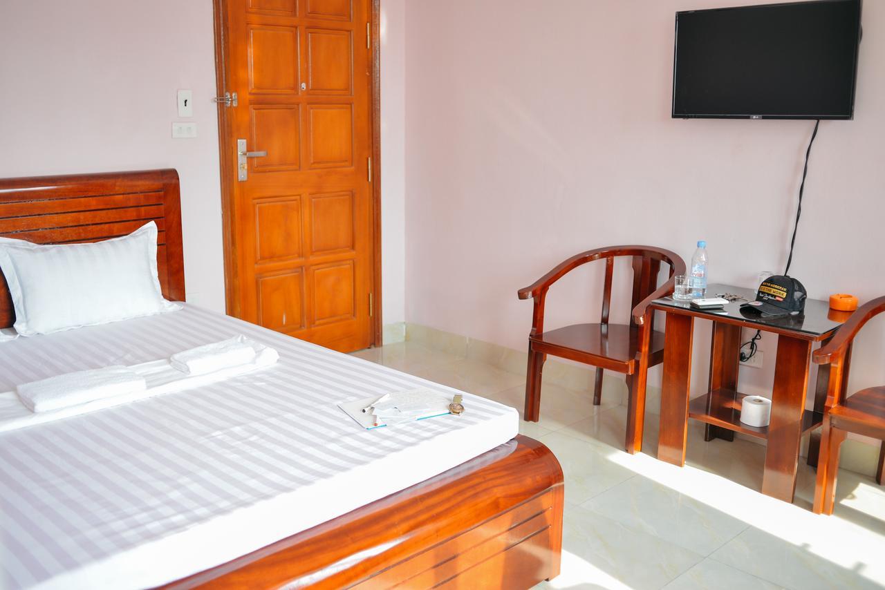 Ha Nhi Hotel Ninh Bình Exteriör bild